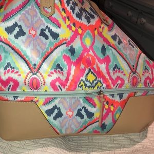 Stella and Dot getaway bag Multi Ikat